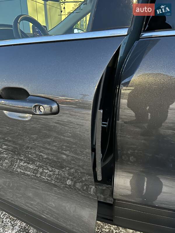 Внедорожник / Кроссовер Ford Kuga 2020 в Киеве