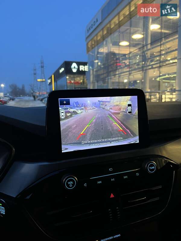 Внедорожник / Кроссовер Ford Kuga 2020 в Киеве