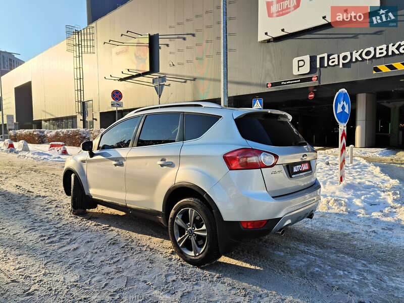 Внедорожник / Кроссовер Ford Kuga 2009 в Киеве
