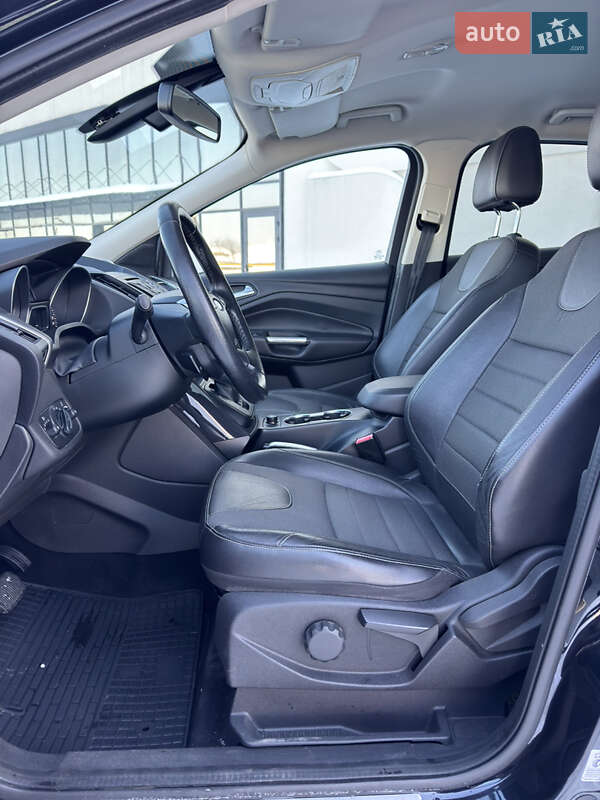 Внедорожник / Кроссовер Ford Kuga 2013 в Луцке