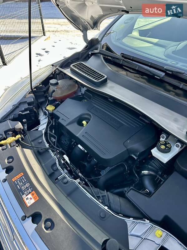 Внедорожник / Кроссовер Ford Kuga 2017 в Виннице