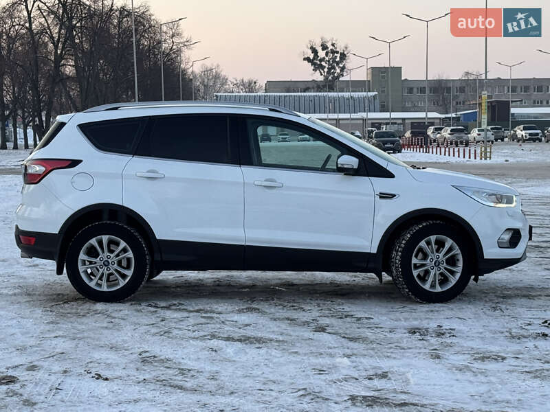 Внедорожник / Кроссовер Ford Kuga 2019 в Черкассах фото 7 Внедорожник / Кроссовер Ford Kuga 2019 в Черкассах