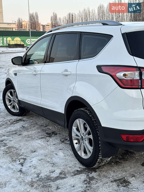 Внедорожник / Кроссовер Ford Kuga 2019 в Черкассах фото 12 Внедорожник / Кроссовер Ford Kuga 2019 в Черкассах