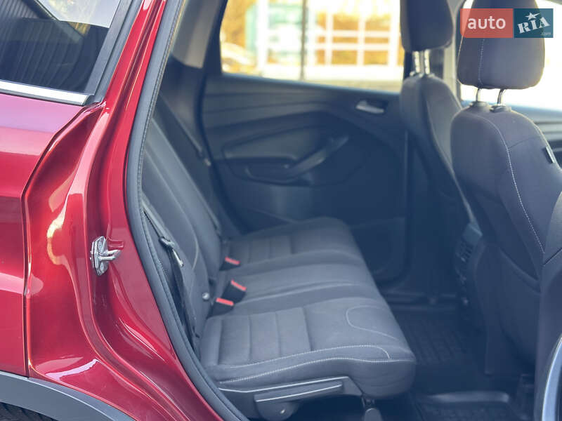 Внедорожник / Кроссовер Ford Kuga 2015 в Львове фото 61 Внедорожник / Кроссовер Ford Kuga 2015 в Львове