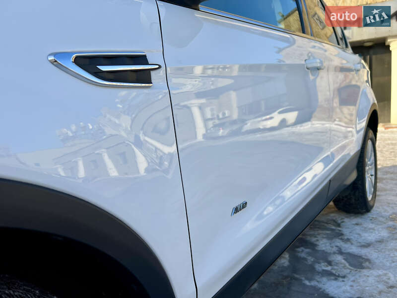 Позашляховик / Кросовер Ford Kuga 2016 в Києві