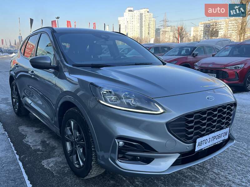 Позашляховик / Кросовер Ford Kuga 2023 в Києві