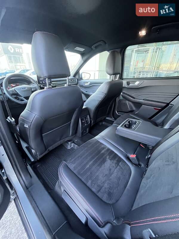 Позашляховик / Кросовер Ford Kuga 2023 в Києві