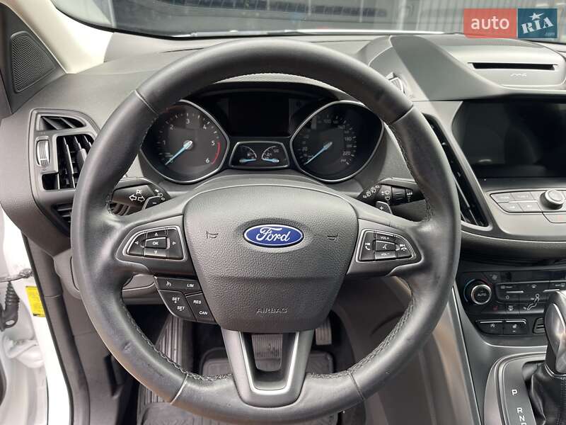 Позашляховик / Кросовер Ford Kuga 2016 в Миколаєві фото 16 Позашляховик / Кросовер Ford Kuga 2016 в Миколаєві