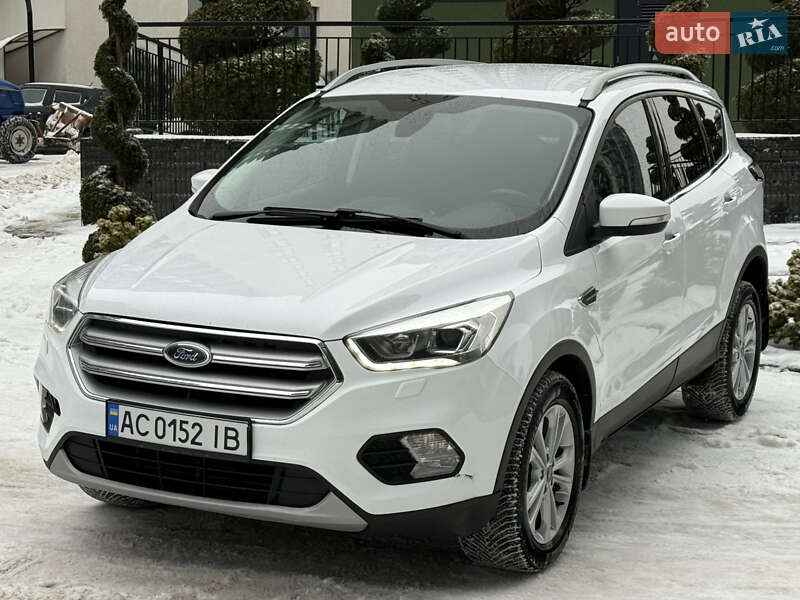 Внедорожник / Кроссовер Ford Kuga 2019 в Киеве фото 3 Внедорожник / Кроссовер Ford Kuga 2019 в Киеве
