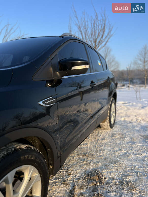 Внедорожник / Кроссовер Ford Kuga 2019 в Киеве фото 8 Внедорожник / Кроссовер Ford Kuga 2019 в Киеве