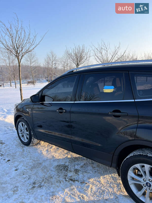 Внедорожник / Кроссовер Ford Kuga 2019 в Киеве фото 11 Внедорожник / Кроссовер Ford Kuga 2019 в Киеве