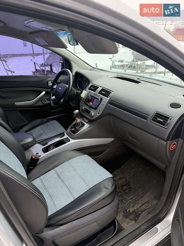 Позашляховик / Кросовер Ford Kuga 2012 в Івано-Франківську