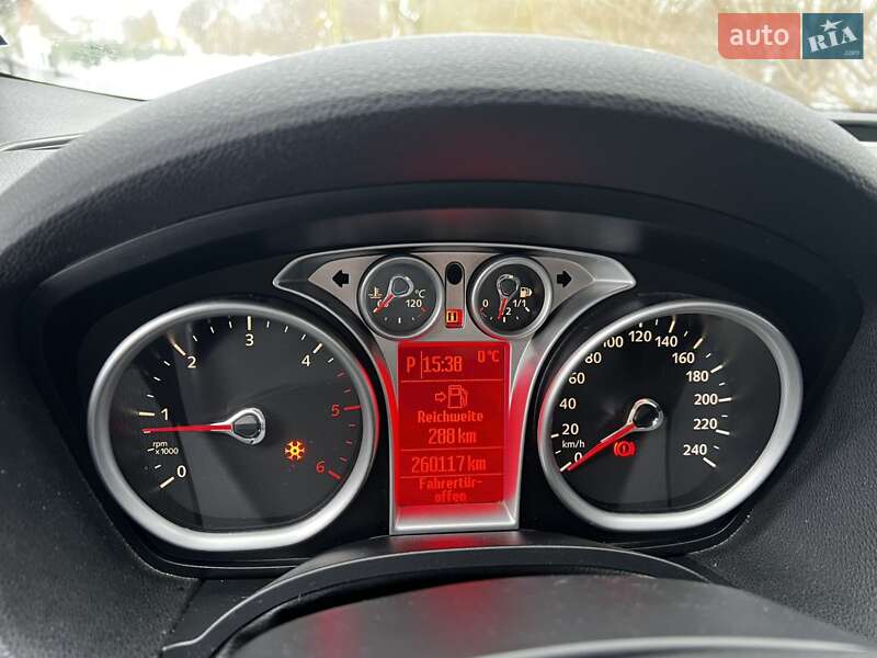 Внедорожник / Кроссовер Ford Kuga 2011 в Стрые