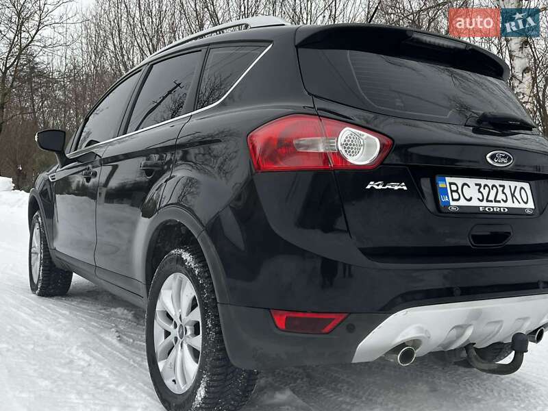 Внедорожник / Кроссовер Ford Kuga 2011 в Стрые