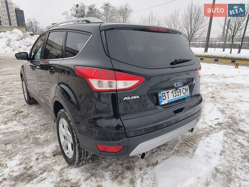 Внедорожник / Кроссовер Ford Kuga 2016 в Киеве