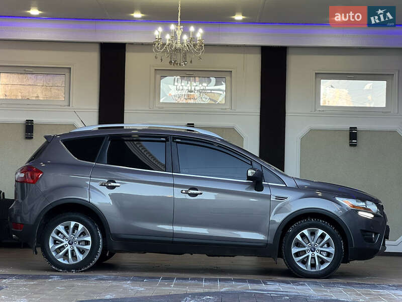 Позашляховик / Кросовер Ford Kuga 2013 в Дніпрі