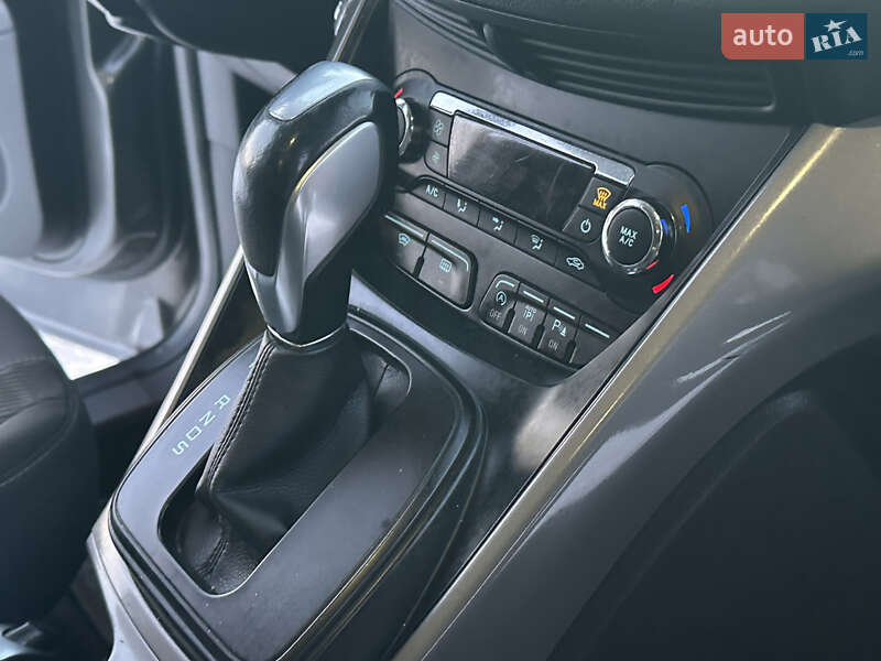 Внедорожник / Кроссовер Ford Kuga 2014 в Владимирце