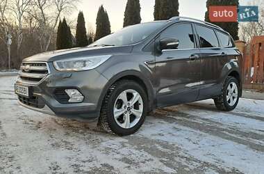 Позашляховик / Кросовер Ford Kuga 2019 в Дніпрі