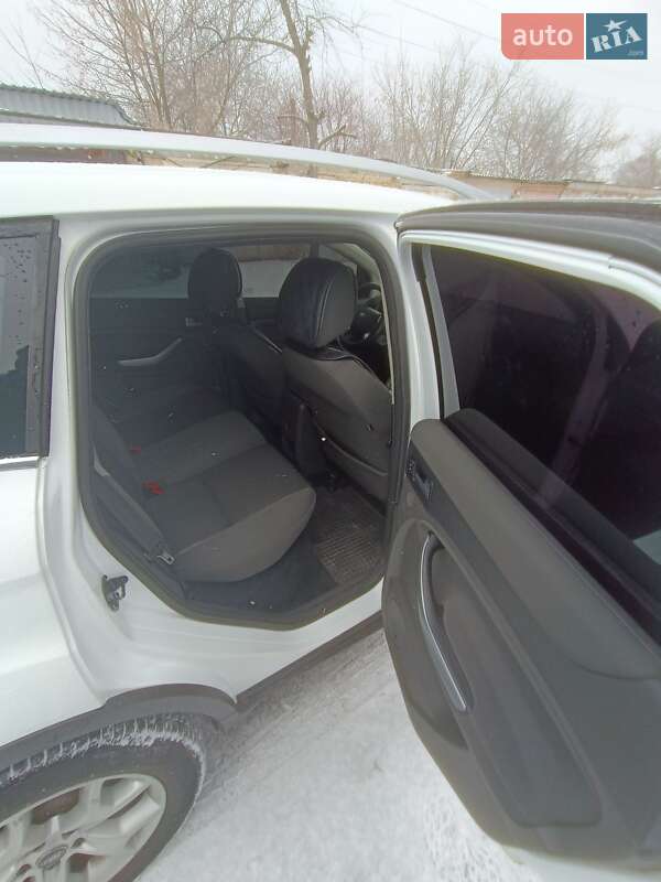 Внедорожник / Кроссовер Ford Kuga 2012 в Кропивницком
