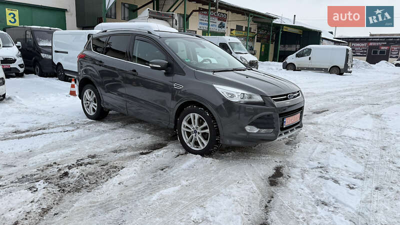 Внедорожник / Кроссовер Ford Kuga 2015 в Луцке