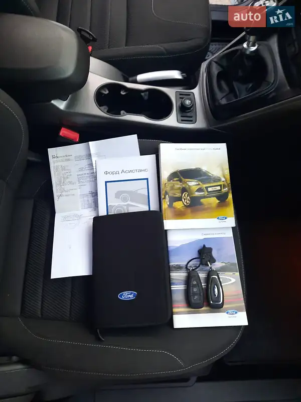 Внедорожник / Кроссовер Ford Kuga 2013 в Самаре документ