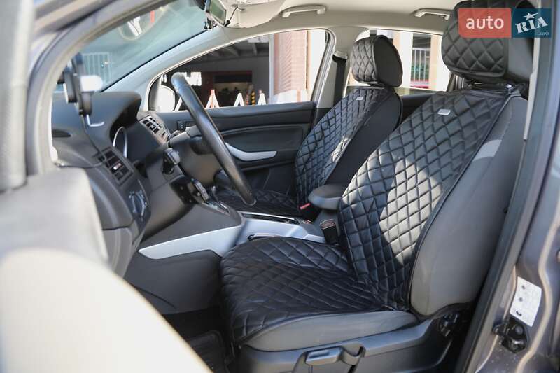 Внедорожник / Кроссовер Ford Kuga 2012 в Харькове