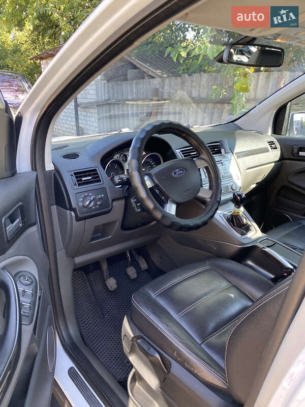 Внедорожник / Кроссовер Ford Kuga 2010 в Кегичевке