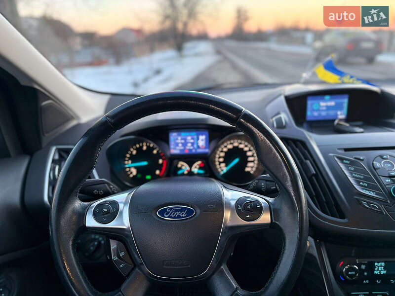 Позашляховик / Кросовер Ford Kuga 2014 в Володимирі