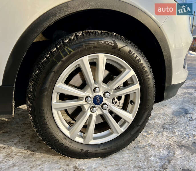 Внедорожник / Кроссовер Ford Kuga 2016 в Киеве фото 17 Внедорожник / Кроссовер Ford Kuga 2016 в Киеве