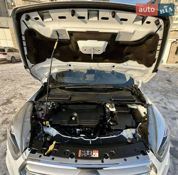 Внедорожник / Кроссовер Ford Kuga 2016 в Киеве фото 22 Внедорожник / Кроссовер Ford Kuga 2016 в Киеве