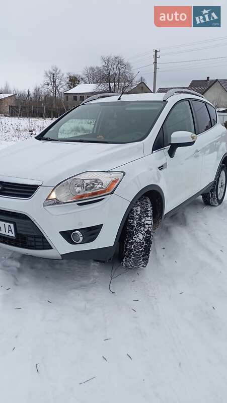 Внедорожник / Кроссовер Ford Kuga 2010 в Камне-Каширском фото 3 Внедорожник / Кроссовер Ford Kuga 2010 в Камне-Каширском