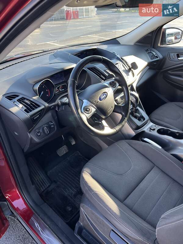 Внедорожник / Кроссовер Ford Kuga 2016 в Измаиле фото 3 Внедорожник / Кроссовер Ford Kuga 2016 в Измаиле