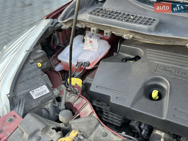 Позашляховик / Кросовер Ford Kuga 2015 в Львові фото 75 Позашляховик / Кросовер Ford Kuga 2015 в Львові