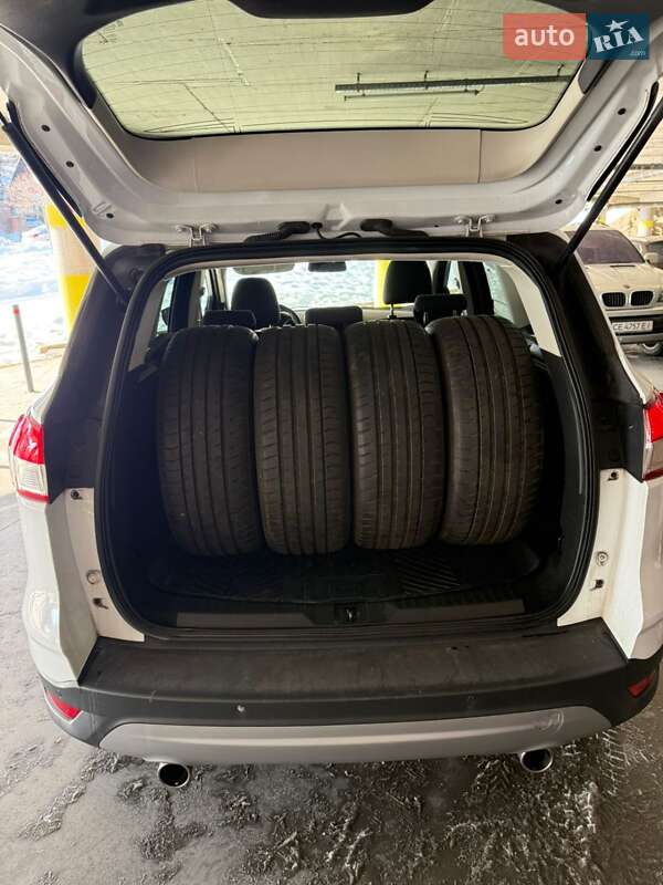 Позашляховик / Кросовер Ford Kuga 2016 в Львові фото 14 Позашляховик / Кросовер Ford Kuga 2016 в Львові