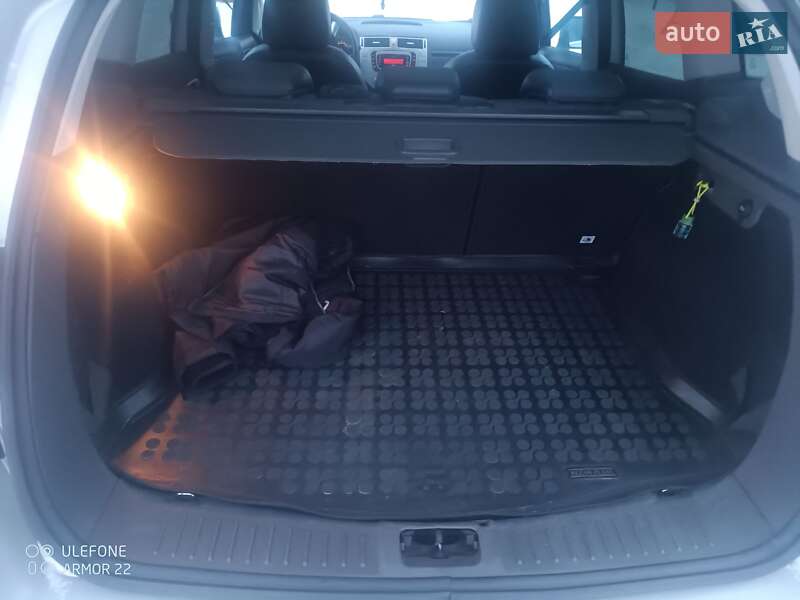 Внедорожник / Кроссовер Ford Kuga 2008 в Сарнах фото 10 Внедорожник / Кроссовер Ford Kuga 2008 в Сарнах