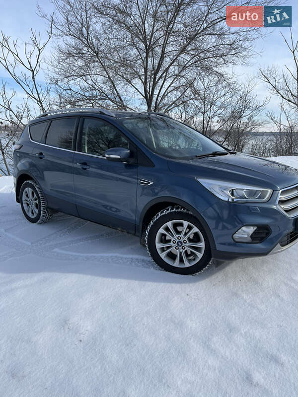 Внедорожник / Кроссовер Ford Kuga 2019 в Днепре фото 10 Внедорожник / Кроссовер Ford Kuga 2019 в Днепре