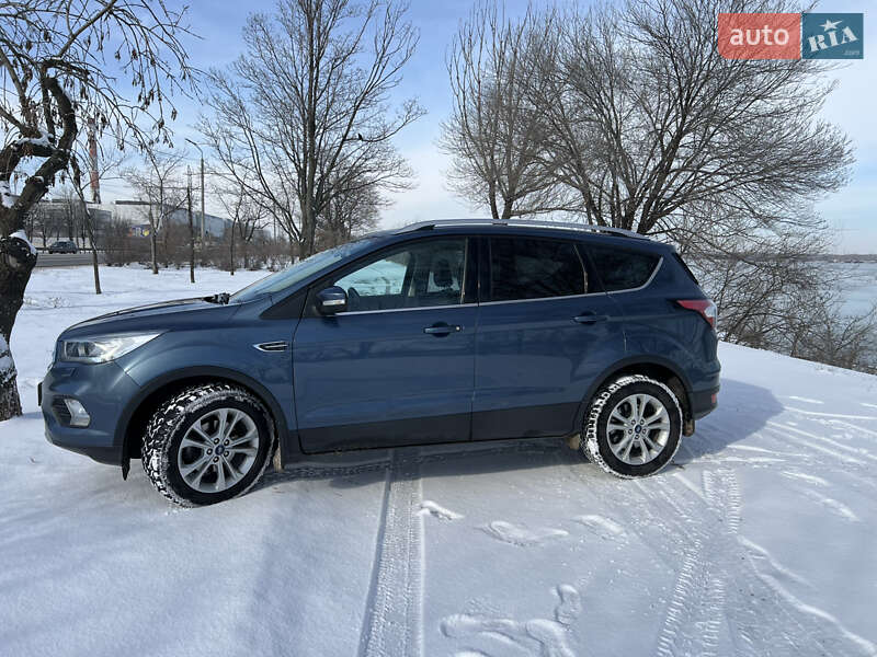 Внедорожник / Кроссовер Ford Kuga 2019 в Днепре фото 4 Внедорожник / Кроссовер Ford Kuga 2019 в Днепре