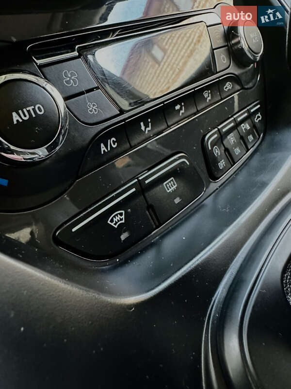 Внедорожник / Кроссовер Ford Kuga 2015 в Львове фото 30 Внедорожник / Кроссовер Ford Kuga 2015 в Львове