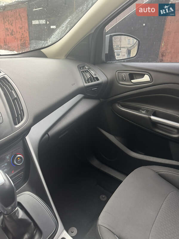 Внедорожник / Кроссовер Ford Kuga 2018 в Харькове