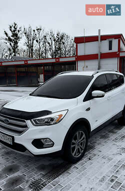 Позашляховик / Кросовер Ford Kuga 2016 в Вінниці