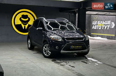 Позашляховик / Кросовер Ford Kuga 2012 в Чернівцях