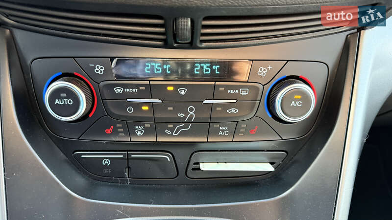 Позашляховик / Кросовер Ford Kuga 2019 в Луцьку