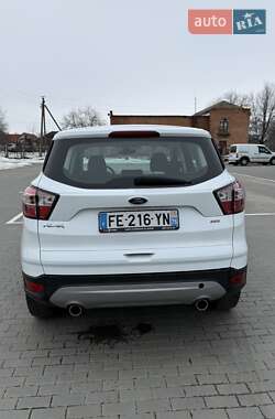 Внедорожник / Кроссовер Ford Kuga 2019 в Бершади