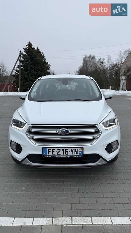Внедорожник / Кроссовер Ford Kuga 2019 в Бершади