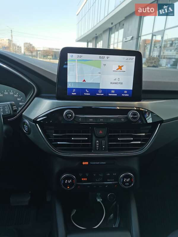 Внедорожник / Кроссовер Ford Kuga 2020 в Ужгороде