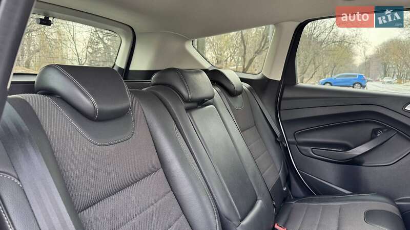 Позашляховик / Кросовер Ford Kuga 2015 в Черкасах фото 24 Позашляховик / Кросовер Ford Kuga 2015 в Черкасах