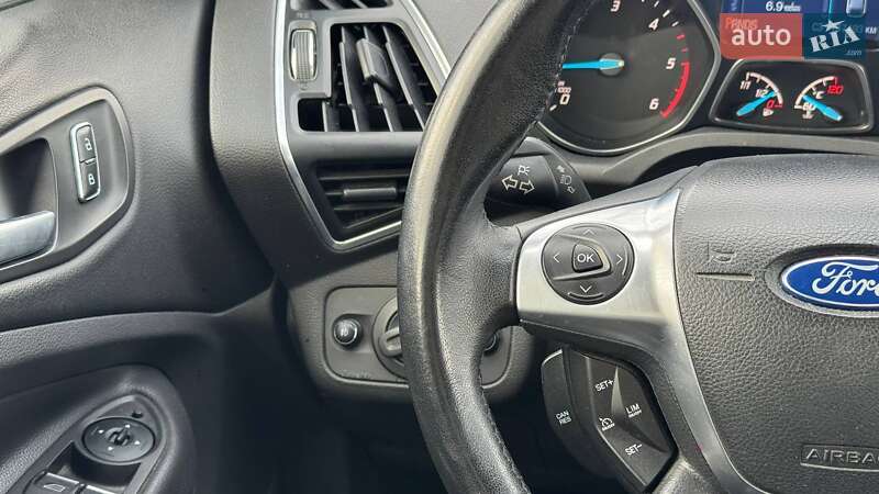 Позашляховик / Кросовер Ford Kuga 2015 в Черкасах фото 19 Позашляховик / Кросовер Ford Kuga 2015 в Черкасах