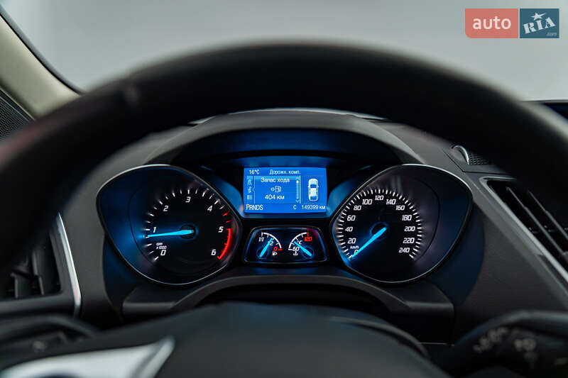 Внедорожник / Кроссовер Ford Kuga 2015 в Киеве