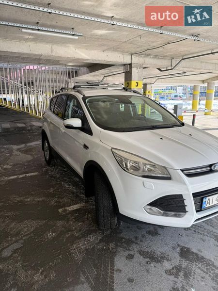 Позашляховик / Кросовер Ford Kuga 2016 в Львові