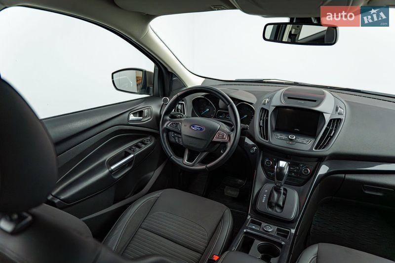 Позашляховик / Кросовер Ford Kuga 2019 в Києві